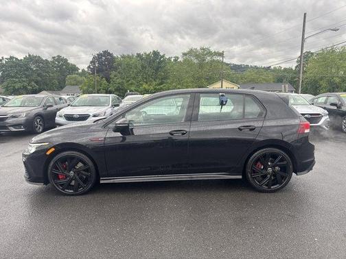 2022 Volkswagen Golf GTI 2.0T SE