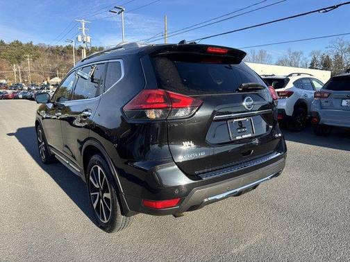 2020 Nissan Rogue SL