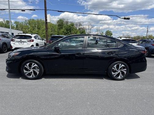 Crystal Black Silica 2025 Subaru Legacy Premium