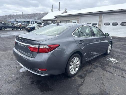 2014 Lexus ES 300h Base