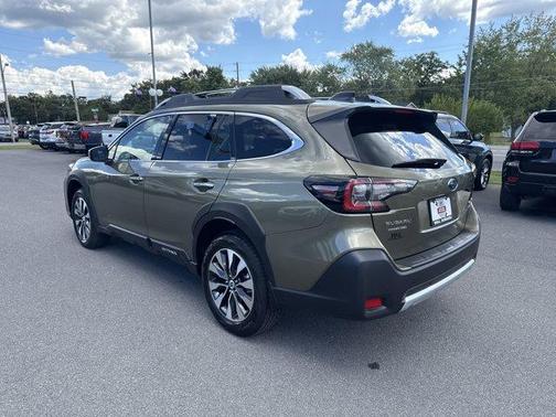 2025 Subaru Outback Touring XT