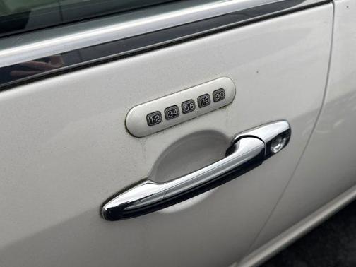 2012 Lincoln MKZ Base