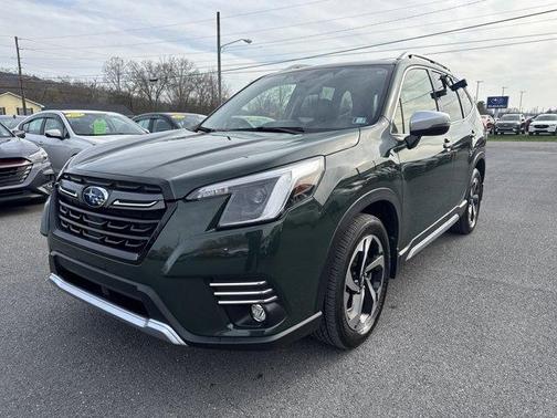 Cascade Green Silica 2022 Subaru Forester Touring