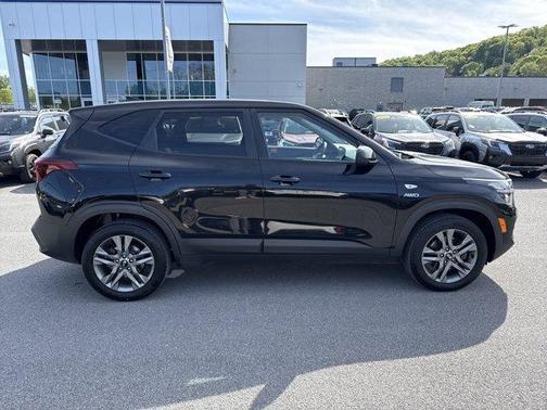 Cherry Black 2021 Kia Seltos LX