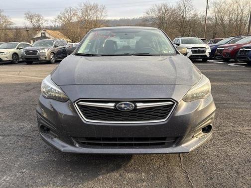 2017 Subaru Impreza 2.0i