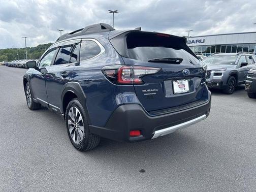 Cosmic Blue Pearl 2025 Subaru Outback Limited