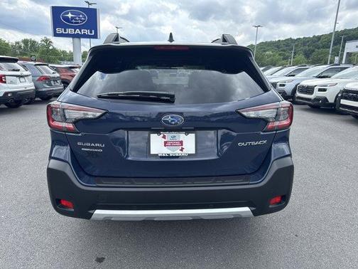 Cosmic Blue Pearl 2025 Subaru Outback Limited