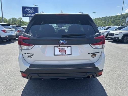 Crystal White Pearl 2022 Subaru Forester Wilderness