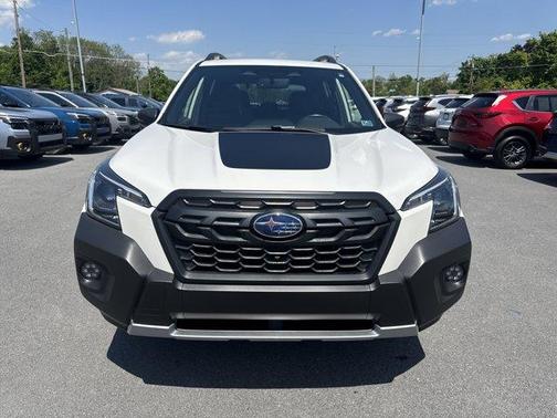 Crystal White Pearl 2022 Subaru Forester Wilderness
