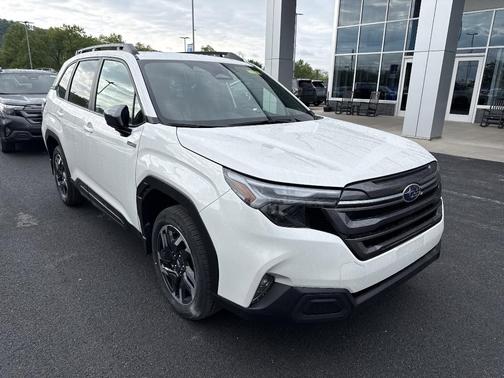 Crystal White Pearl 2026 Subaru Forester Limited