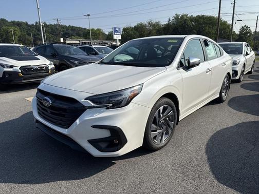 2025 Subaru Legacy Touring XT