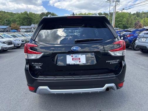 Crystal Black Silica 2023 Subaru Forester Touring