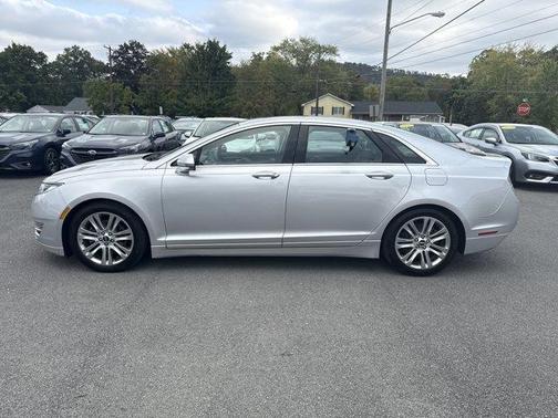 2015 Lincoln MKZ Base