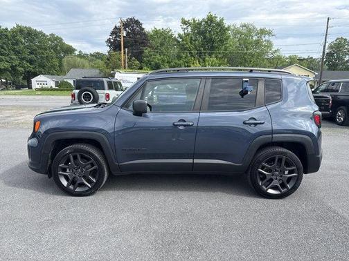 Slate Blue Pearlcoat 2021 Jeep Renegade Latitude