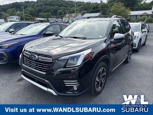 Crystal Black Silica 2022 Subaru Forester Touring