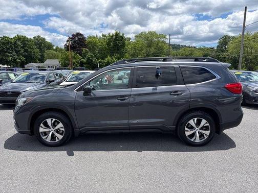 Magnetite Gray Metallic 2021 Subaru Ascent Premium 8-Passenger