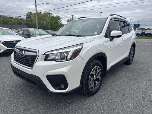 Crystal White Pearl 2020 Subaru Forester Premium