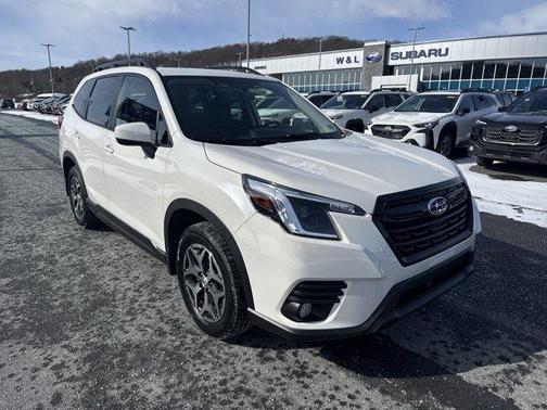2023 Subaru Forester Premium
