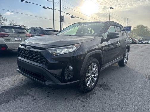 2021 Toyota RAV4 XLE Premium