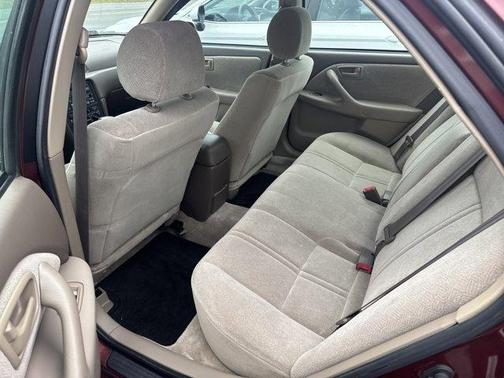 1999 Toyota Camry LE