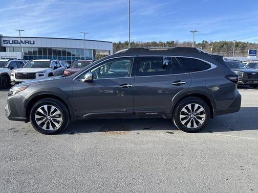 2025 Subaru Outback Touring