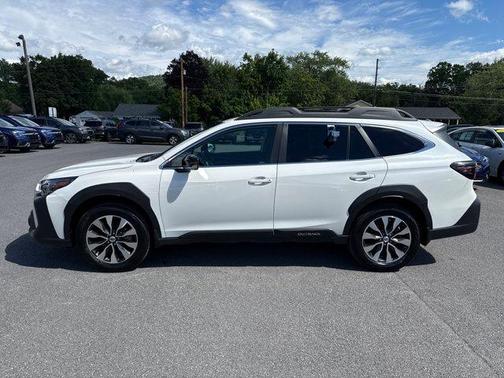Crystal White Pearl 2024 Subaru Outback Limited