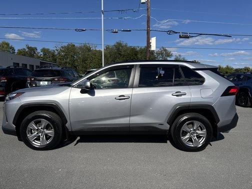 2023 Toyota RAV4 Hybrid XLE
