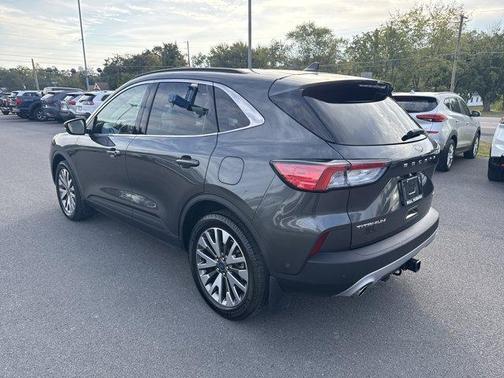 2020 Ford Escape Titanium