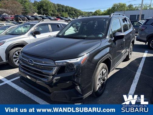 Crystal Black Silica 2025 Subaru Forester Premium