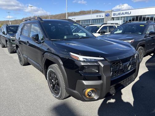 Crystal Black Silica 2026 Subaru Outback Wilderness