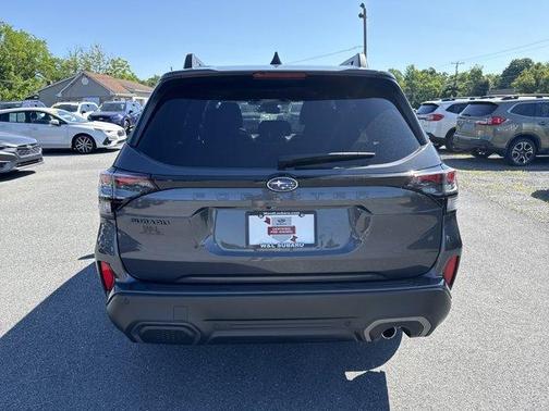 Magnetite Gray Metallic 2025 Subaru Forester Limited