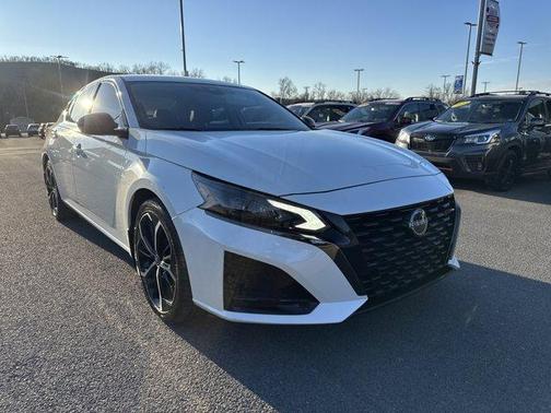 2023 Nissan Altima 2.5 SR