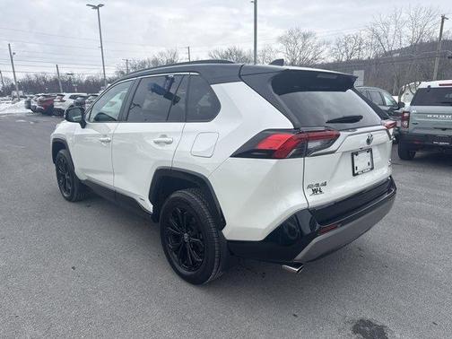 2022 Toyota RAV4 Hybrid XSE