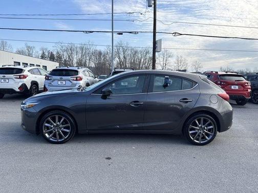 2018 Mazda Mazda3 Grand Touring