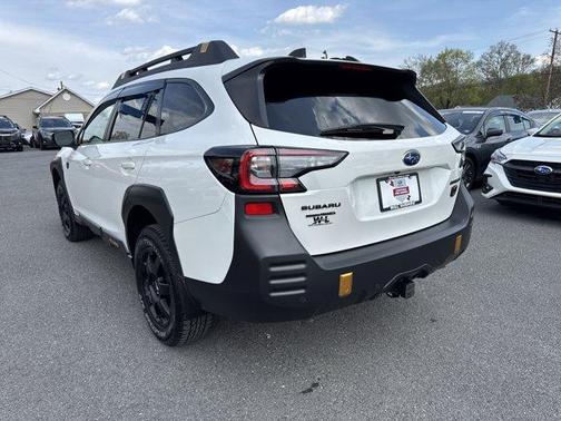 Crystal White Pearl 2025 Subaru Outback Wilderness