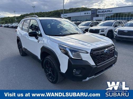 Crystal White Pearl 2022 Subaru Forester Wilderness
