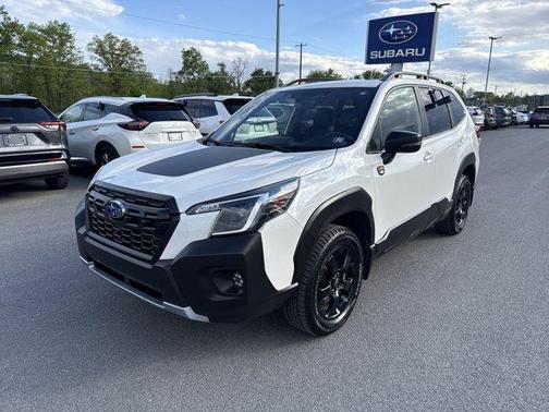 Crystal White Pearl 2022 Subaru Forester Wilderness