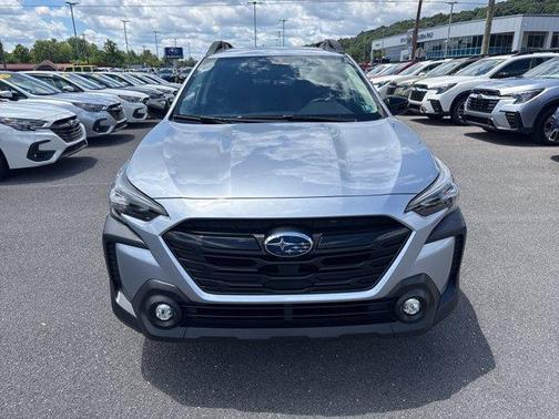 Ice Silver Metallic 2025 Subaru Outback Onyx Edition
