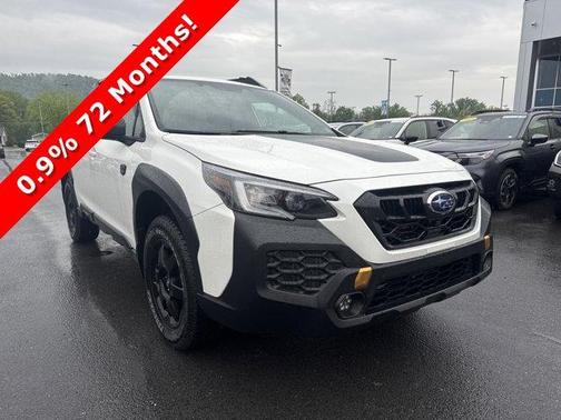 Crystal White Pearl 2025 Subaru Outback Wilderness