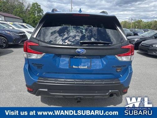 Geyser Blue 2022 Subaru Forester Wilderness