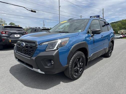 Geyser Blue 2022 Subaru Forester Wilderness