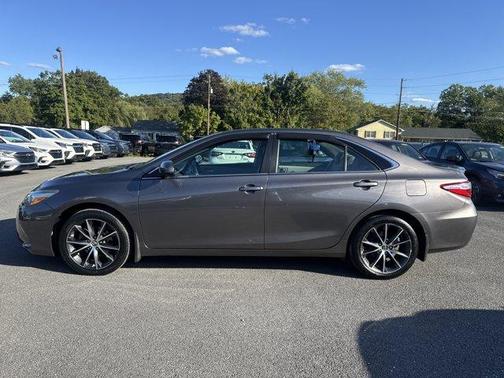 2017 Toyota Camry XSE
