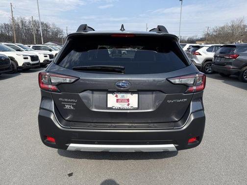 Magnetite Gray Metallic 2025 Subaru Outback Limited