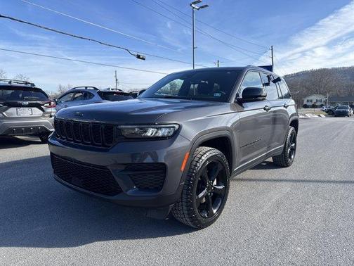 2023 Jeep Grand Cherokee Altitude