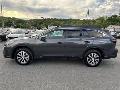 Magnetite Gray Metallic 2025 Subaru Outback Premium