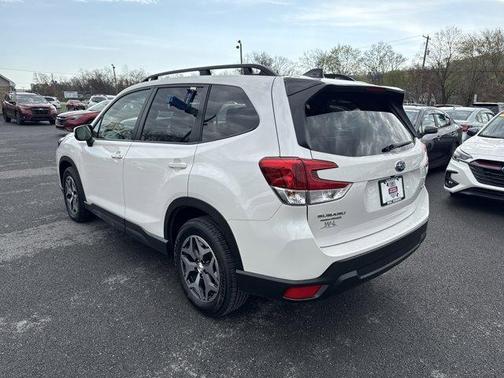 Crystal White Pearl 2024 Subaru Forester Premium