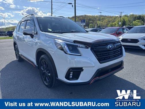Crystal White Pearl 2023 Subaru Forester 2.5i Sport