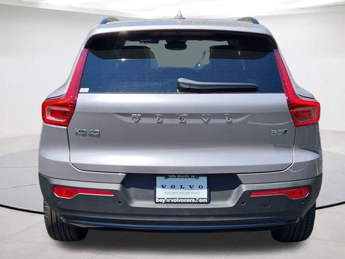 Aurora Blue 2026 Volvo XC40 B5 Core