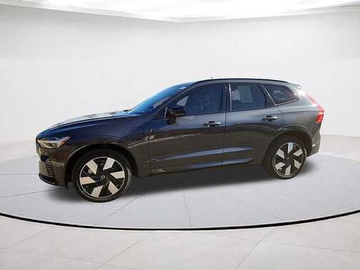 2024 Volvo XC60 Plus