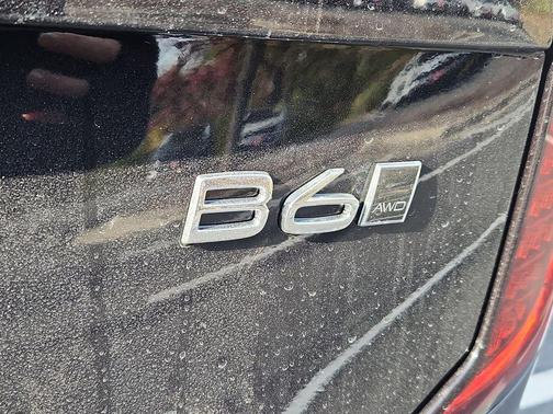 Onyx Black Metallic 2026 Volvo XC90 B6 Plus 7-Seater